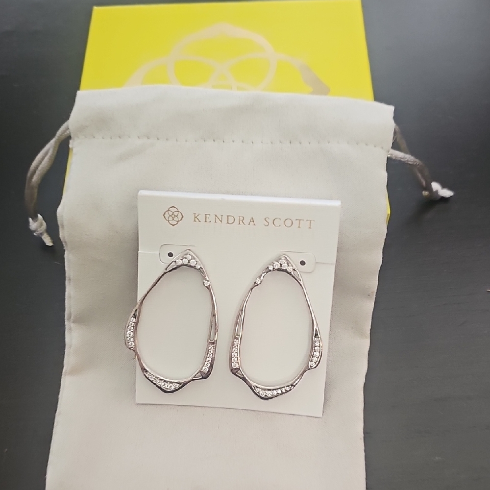 Kendra Scott Silver and White Hoop Earrings